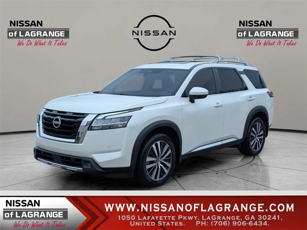 White 2022 Nissan Pathfinder Platinum for sale in LaGrange, GA