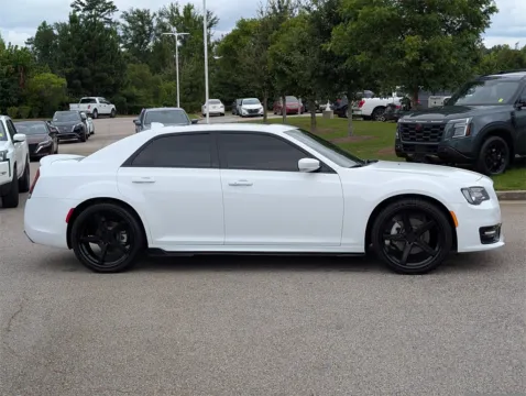 More photos of 2022 Chrysler 300 S at Nissan of LaGrange, GA