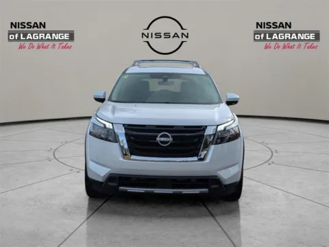 Photos of 2025 Nissan Pathfinder SL for sale in LaGrange, GA at Nissan of LaGrange