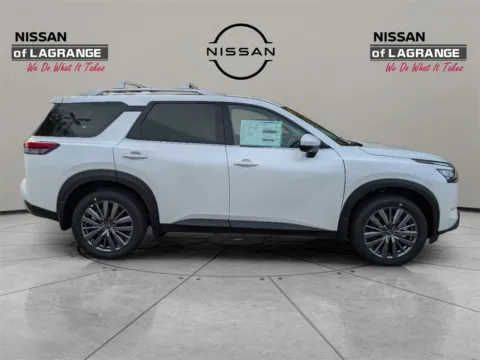 More photos of 2025 Nissan Pathfinder SL at Nissan of LaGrange, GA