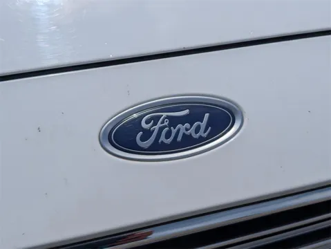 More photos of 2018 Ford Fusion SE at Nissan of LaGrange, GA