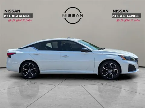 More photos of 2023 Nissan Altima 2.5 SR at Nissan of LaGrange, GA