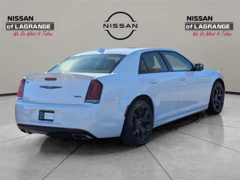 More photos of 2022 Chrysler 300 S at Nissan of LaGrange, GA