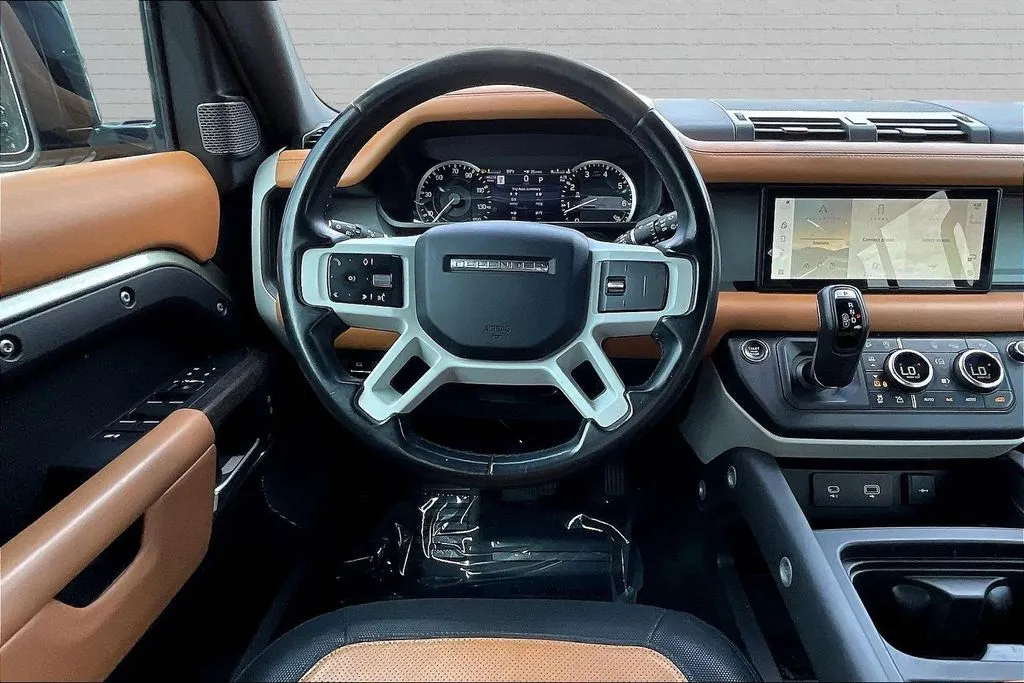 2023 Land Rover Defender X-Dynamic SE - Photo 8
