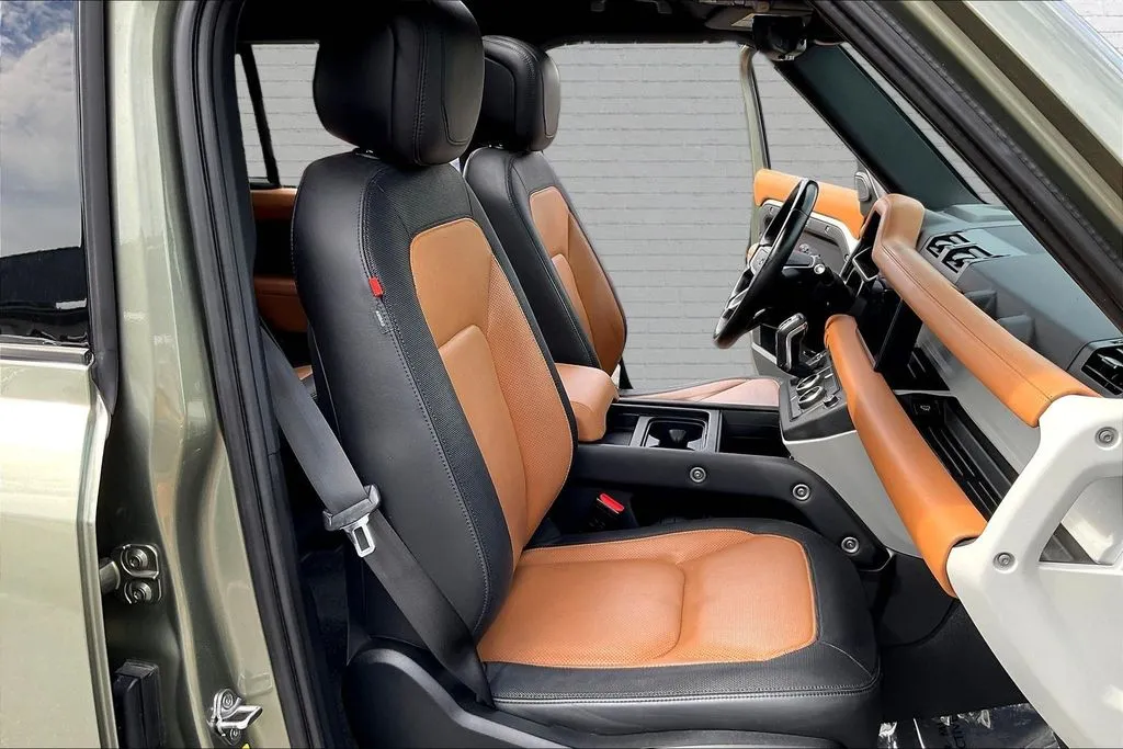 2023 Land Rover Defender X-Dynamic SE - Photo 28