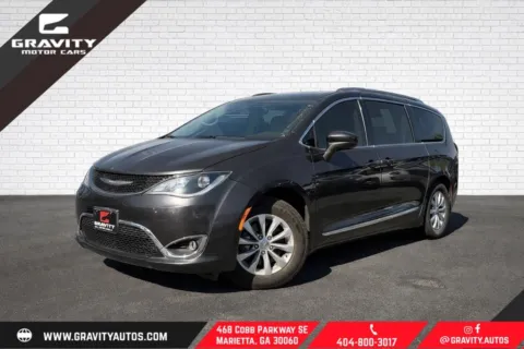 Gray 2018 Chrysler Pacifica Touring L for sale in Marietta, GA