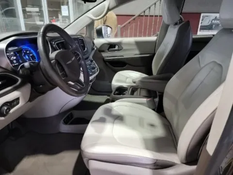Another view of 2018 Chrysler Pacifica Touring L for sale in Marietta, GA at Gravity Motor Cars
