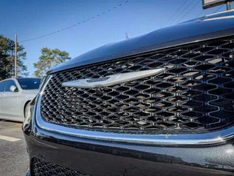 More photos of 2023 Chrysler Pacifica Touring L at Gravity Motor Cars, GA