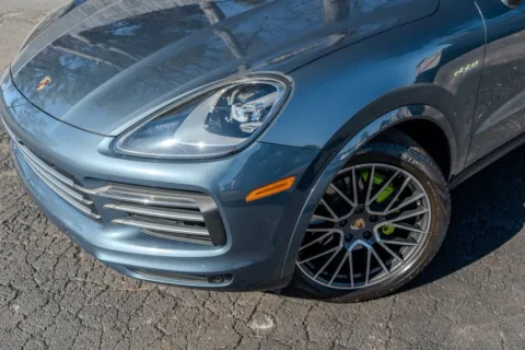 More photos of 2019 Porsche Cayenne E-Hybrid at Gravity Motor Cars, GA