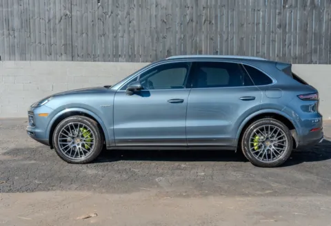More photos of 2019 Porsche Cayenne E-Hybrid at Gravity Motor Cars, GA