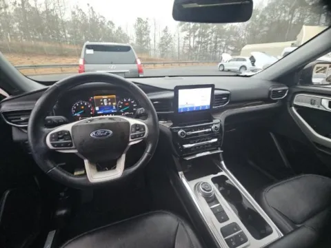 More photos of 2022 Ford Explorer Limited at Gravity Motor Cars, GA