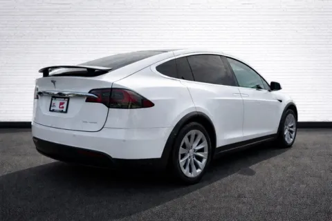 More photos of 2020 Tesla Model X Long Range at Gravity Motor Cars, GA