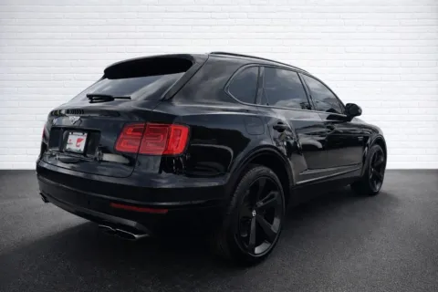 More photos of 2019 Bentley Bentayga V8 at Gravity Motor Cars, GA