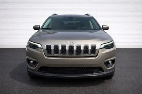 Photos of 2019 Jeep Cherokee Latitude for sale in Marietta, GA at Gravity Motor Cars