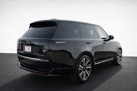More photos of 2023 Land Rover Range Rover Plug-In Hybrid SE at Gravity Motor Cars, GA
