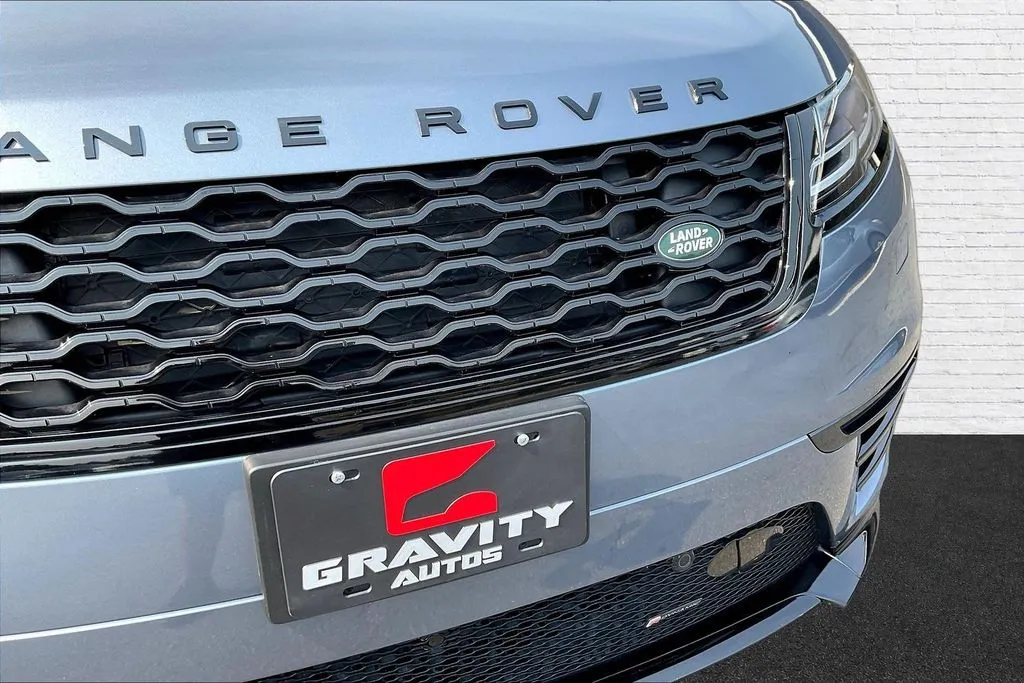 Land Rover Range Rover Velar photo 30