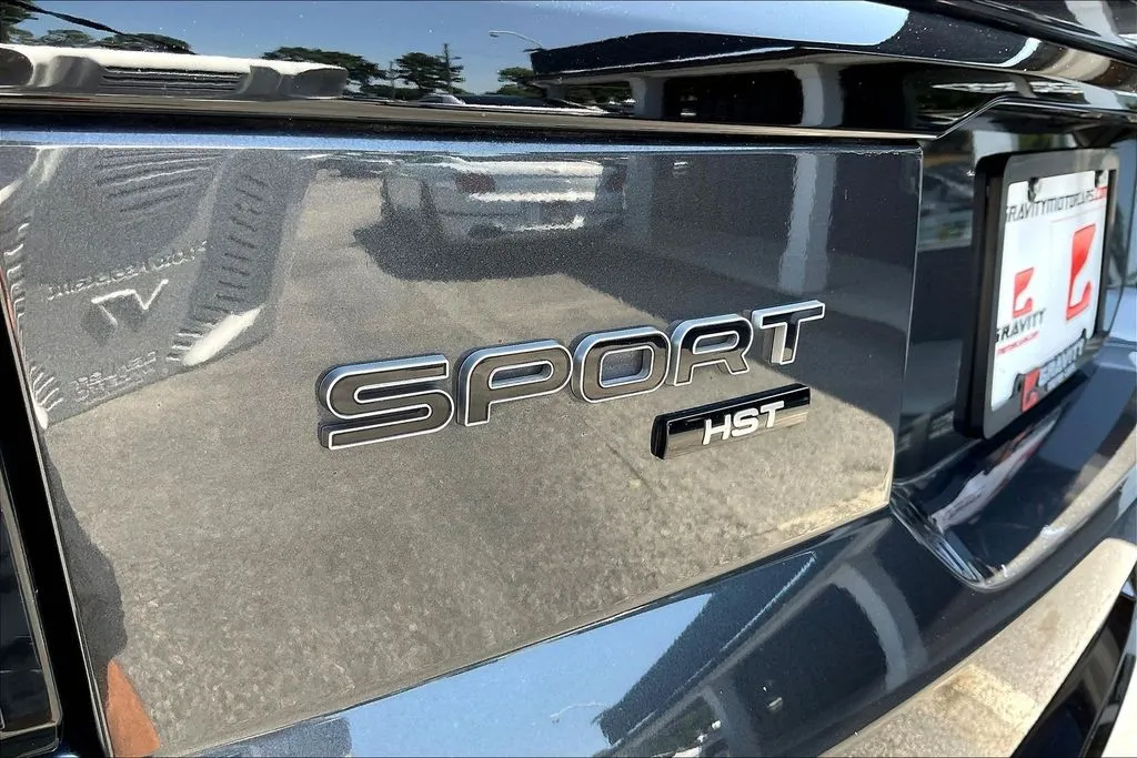 Land Rover Range Rover Sport photo 23