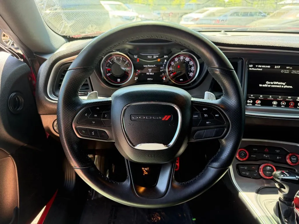 Dodge Challenger photo 15