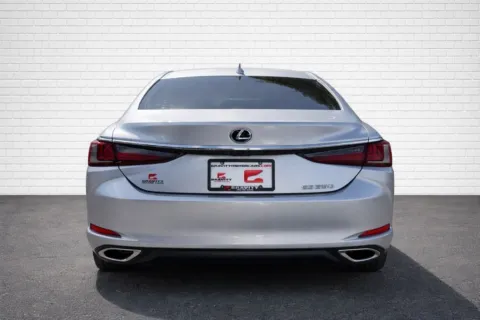 More photos of 2022 Lexus ES 350 at Gravity Motor Cars, GA