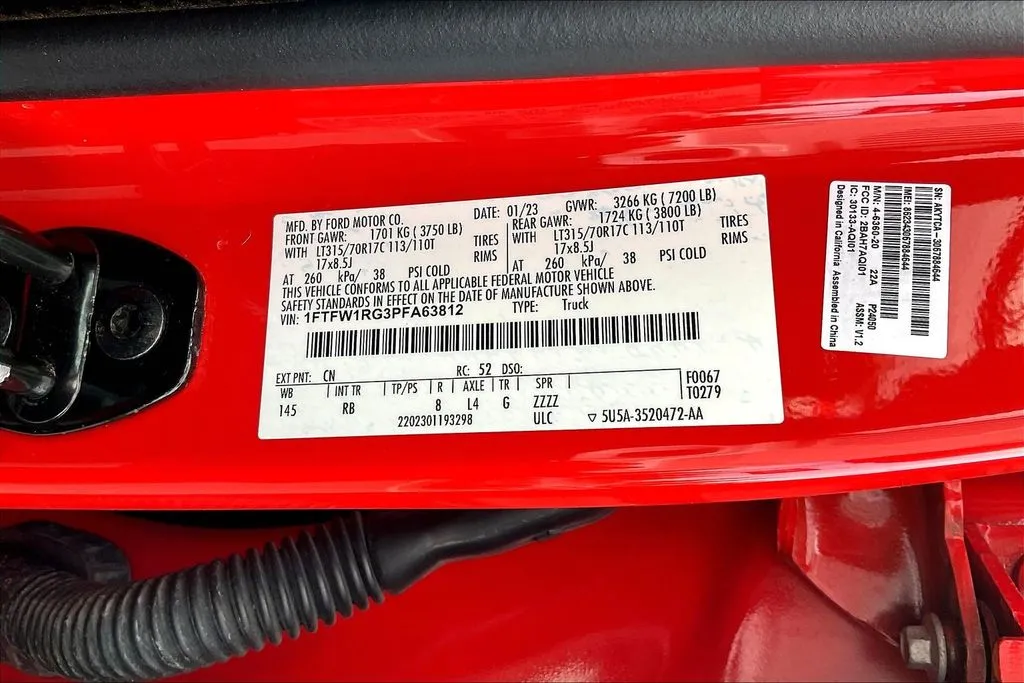 2023 Ford F-150 Raptor - Photo 18