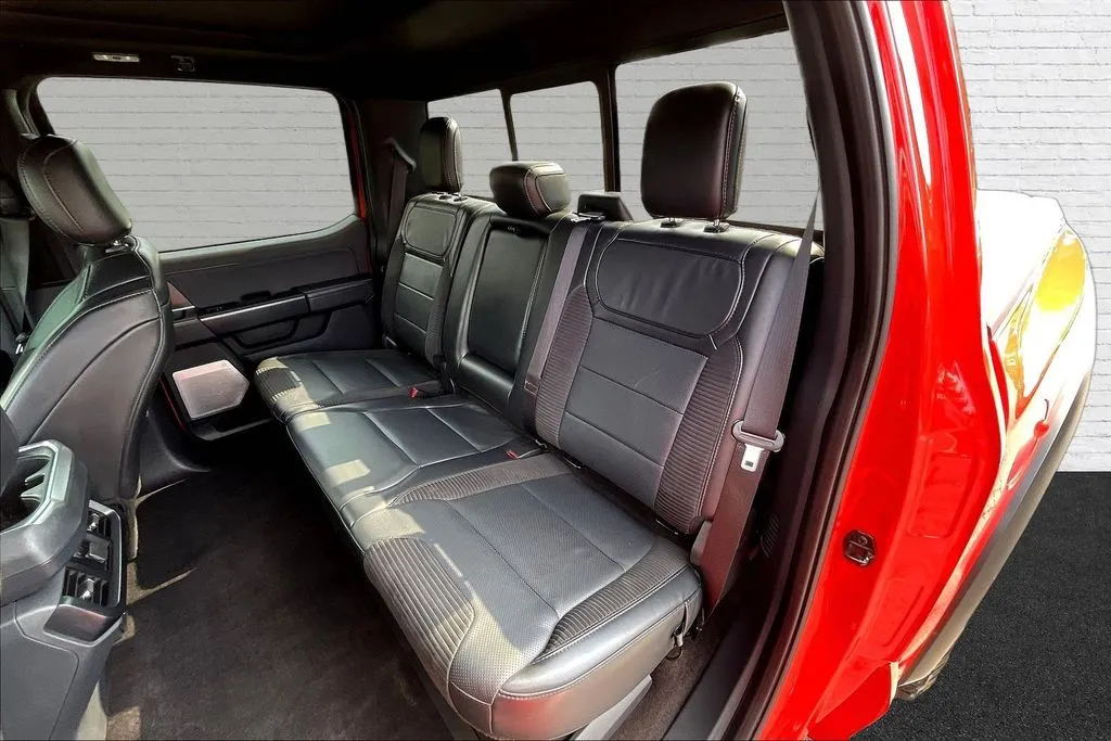 2023 Ford F-150 Raptor - Photo 21