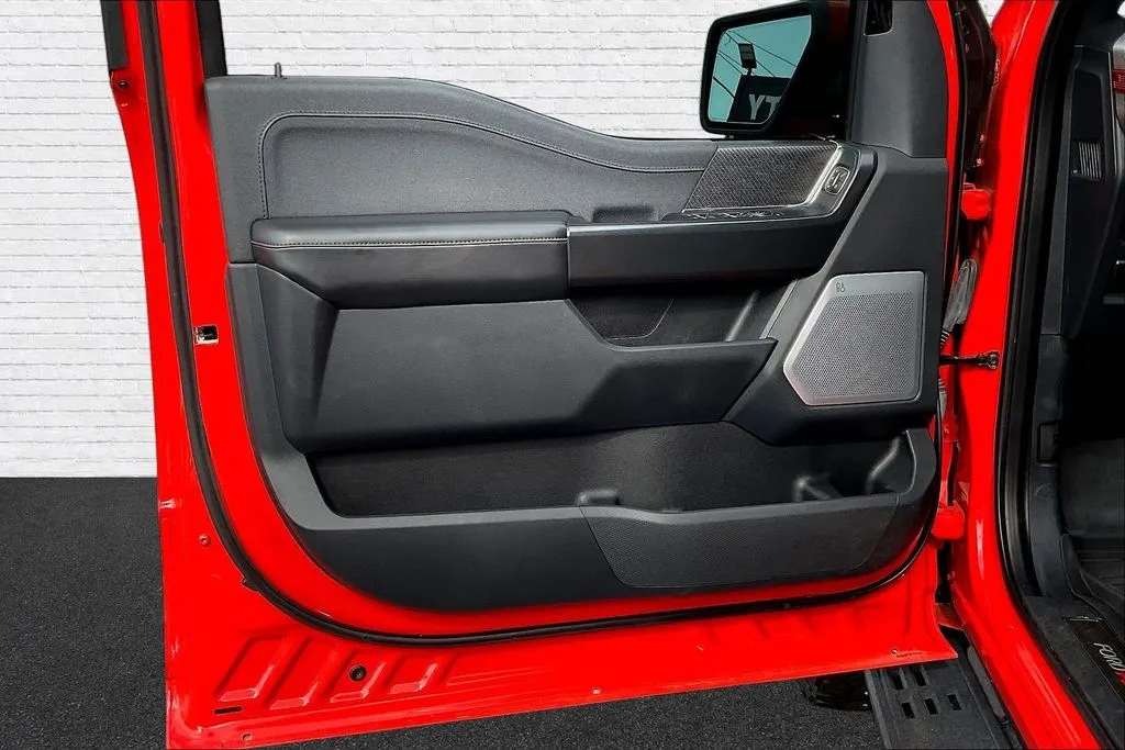 2023 Ford F-150 Raptor - Photo 19