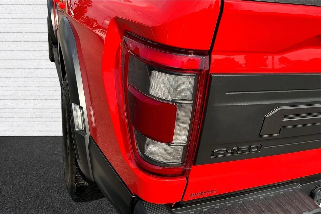2023 Ford F-150 Raptor - Photo 22