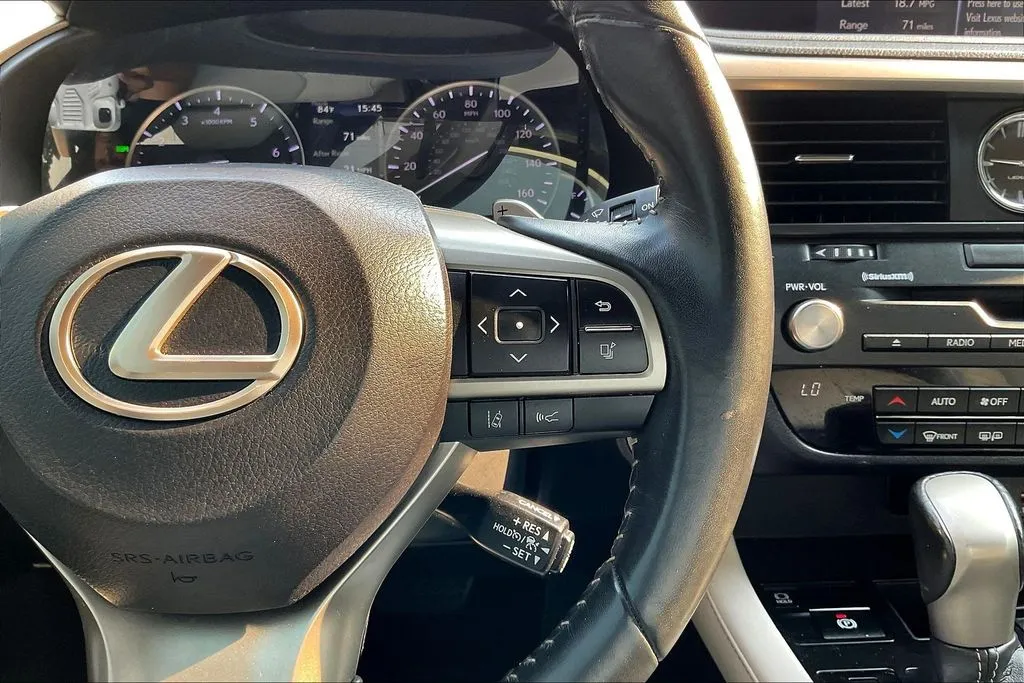Lexus RX photo 12