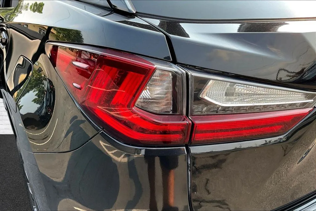 Lexus RX photo 22