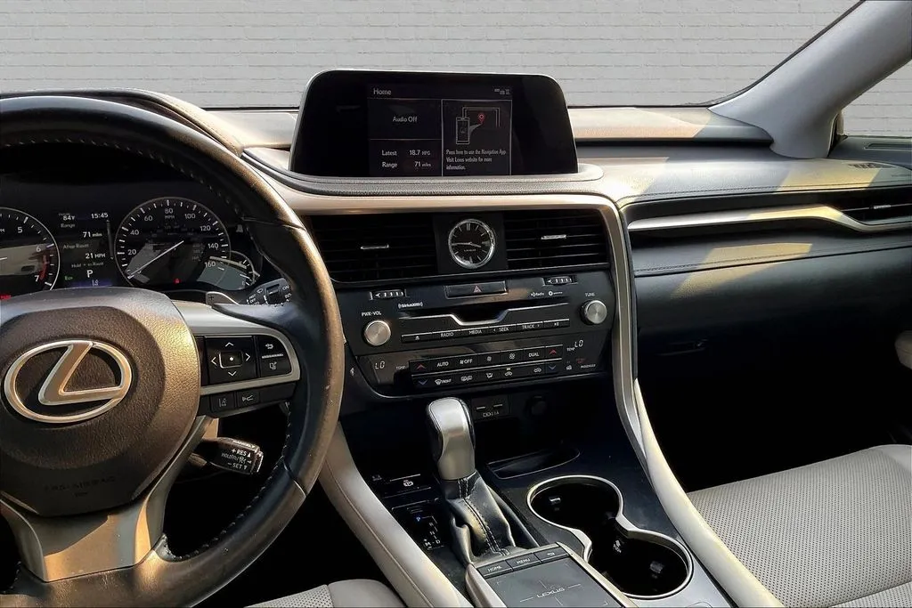 Lexus RX photo 9