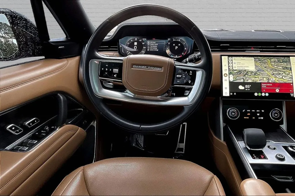 Land Rover Range Rover photo 8