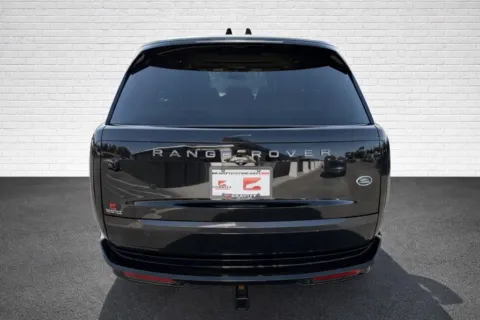 More photos of 2023 Land Rover Range Rover SE at Gravity Motor Cars, GA