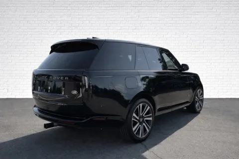 More photos of 2023 Land Rover Range Rover SE at Gravity Motor Cars, GA