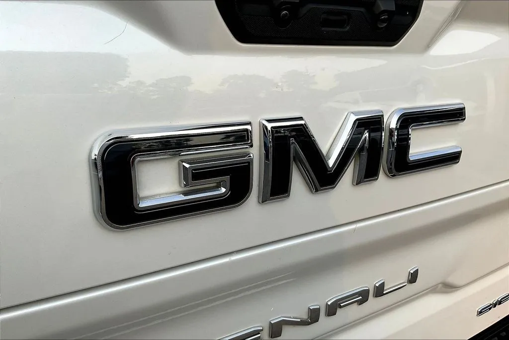 GMC Sierra 1500 photo 23