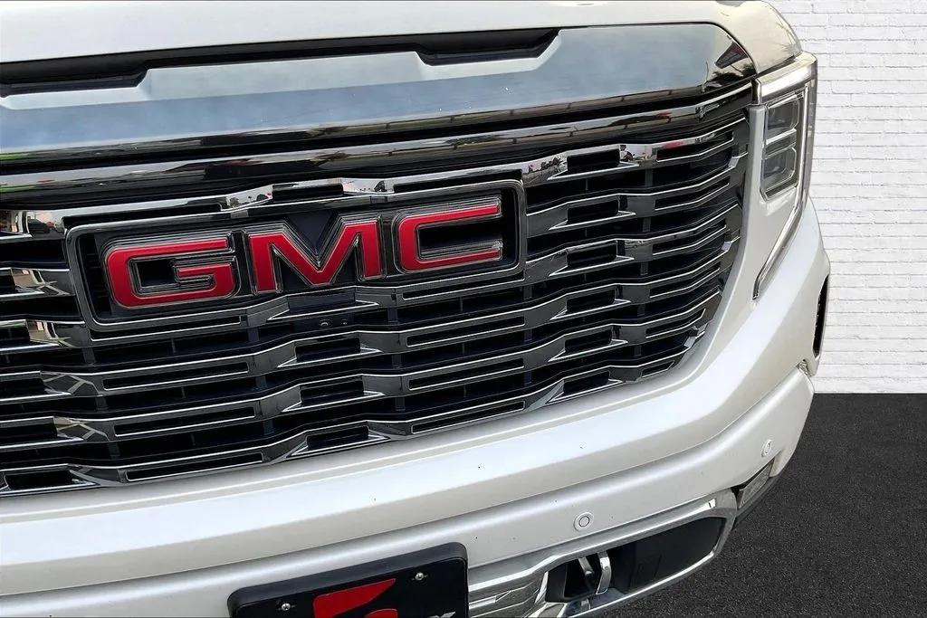 GMC Sierra 1500 photo 30