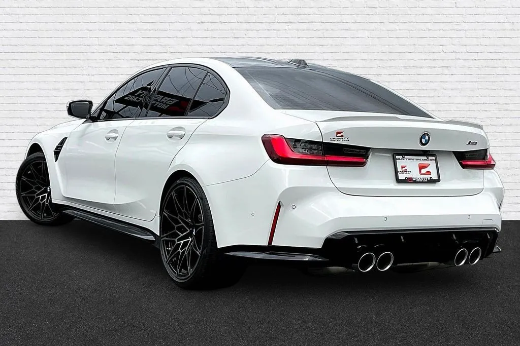 BMW M3 photo 4