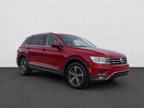 Another view of 2018 Volkswagen Tiguan 2.0T SEL for sale in Marietta, GA at Gravity Motor Cars
