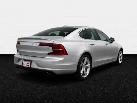 More photos of 2018 Volvo S90 T5 Momentum at Gravity Motor Cars, GA