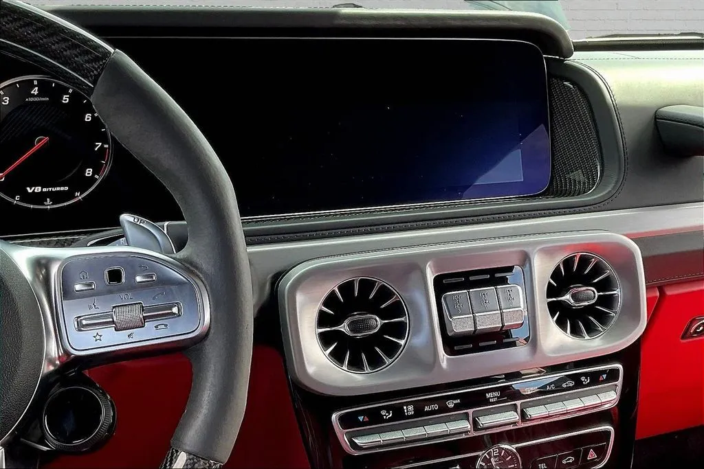 Mercedes-Benz G-Class photo 9