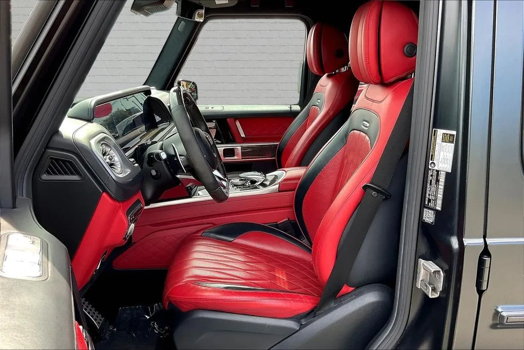 Mercedes-Benz G-Class photo 21