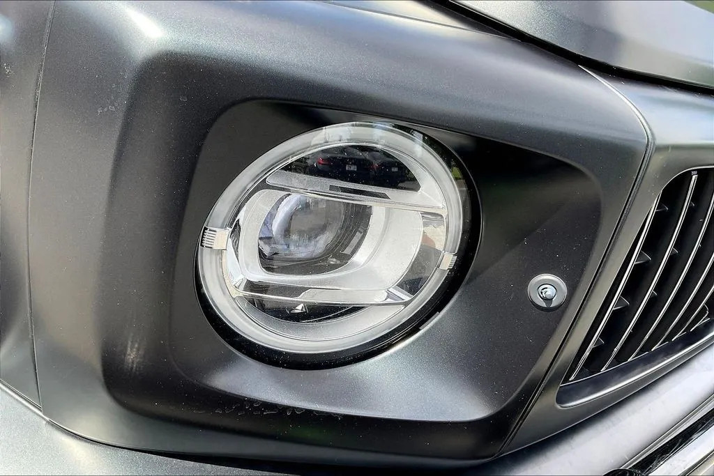 Mercedes-Benz G-Class photo 29