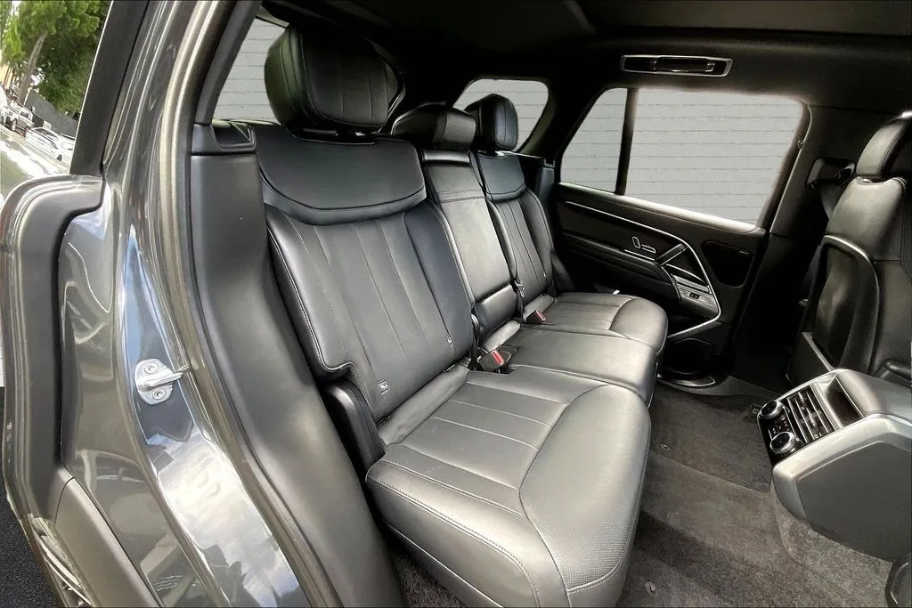 Land Rover Range Rover photo 24
