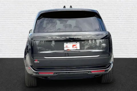 More photos of 2023 Land Rover Range Rover SE at Gravity Motor Cars, GA