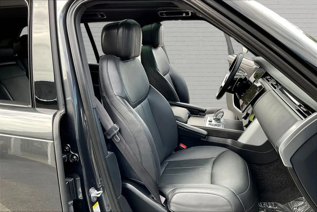 Land Rover Range Rover photo 28