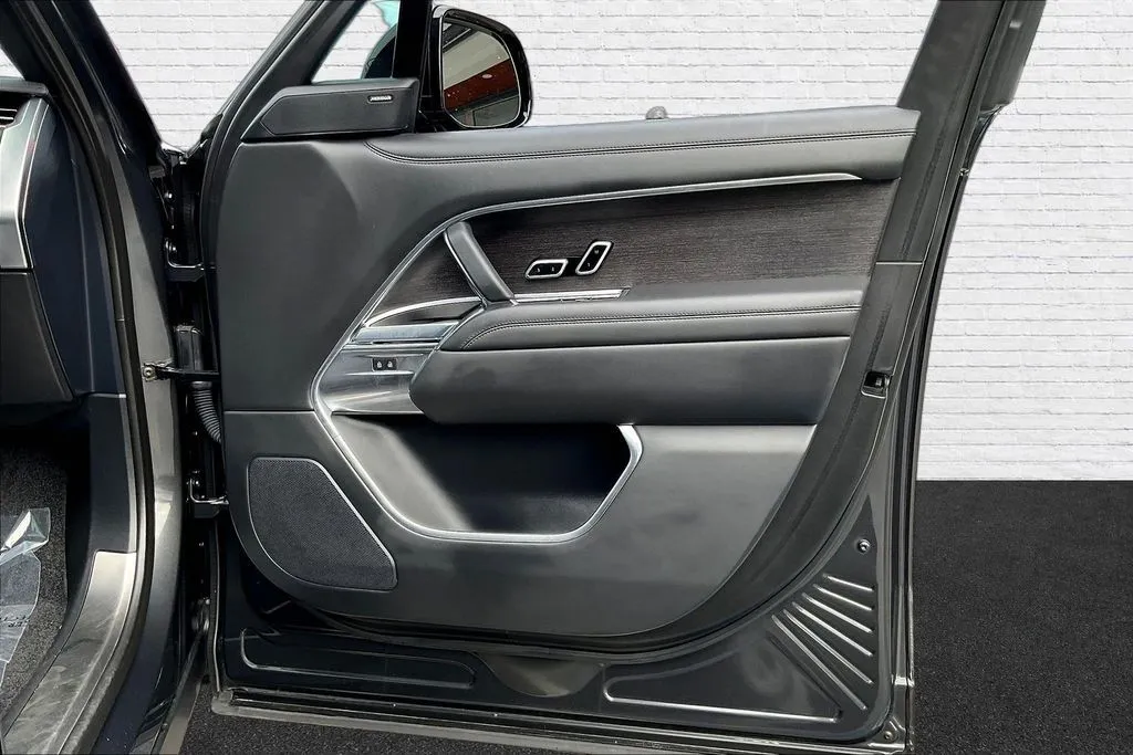 Land Rover Range Rover photo 27