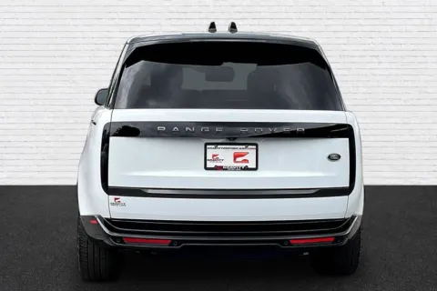 More photos of 2023 Land Rover Range Rover SE at Gravity Motor Cars, GA