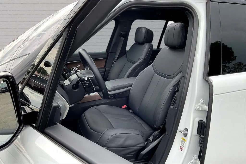 Land Rover Range Rover photo 21