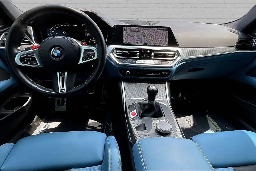 BMW M4 photo 7