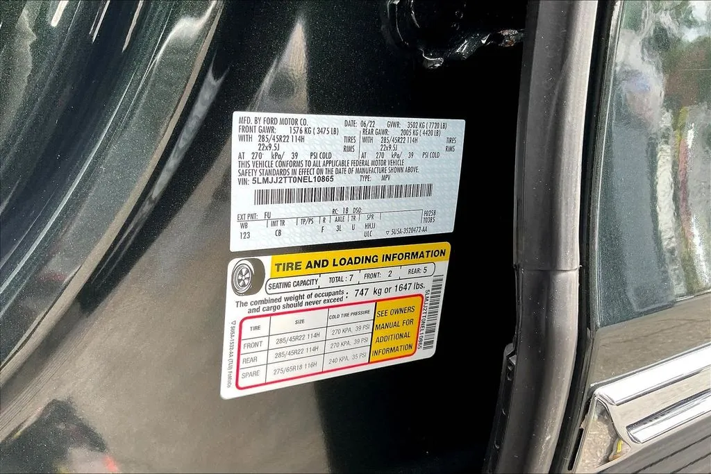 Lincoln Navigator photo 18