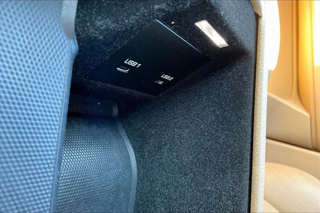 Porsche Cayenne photo 15